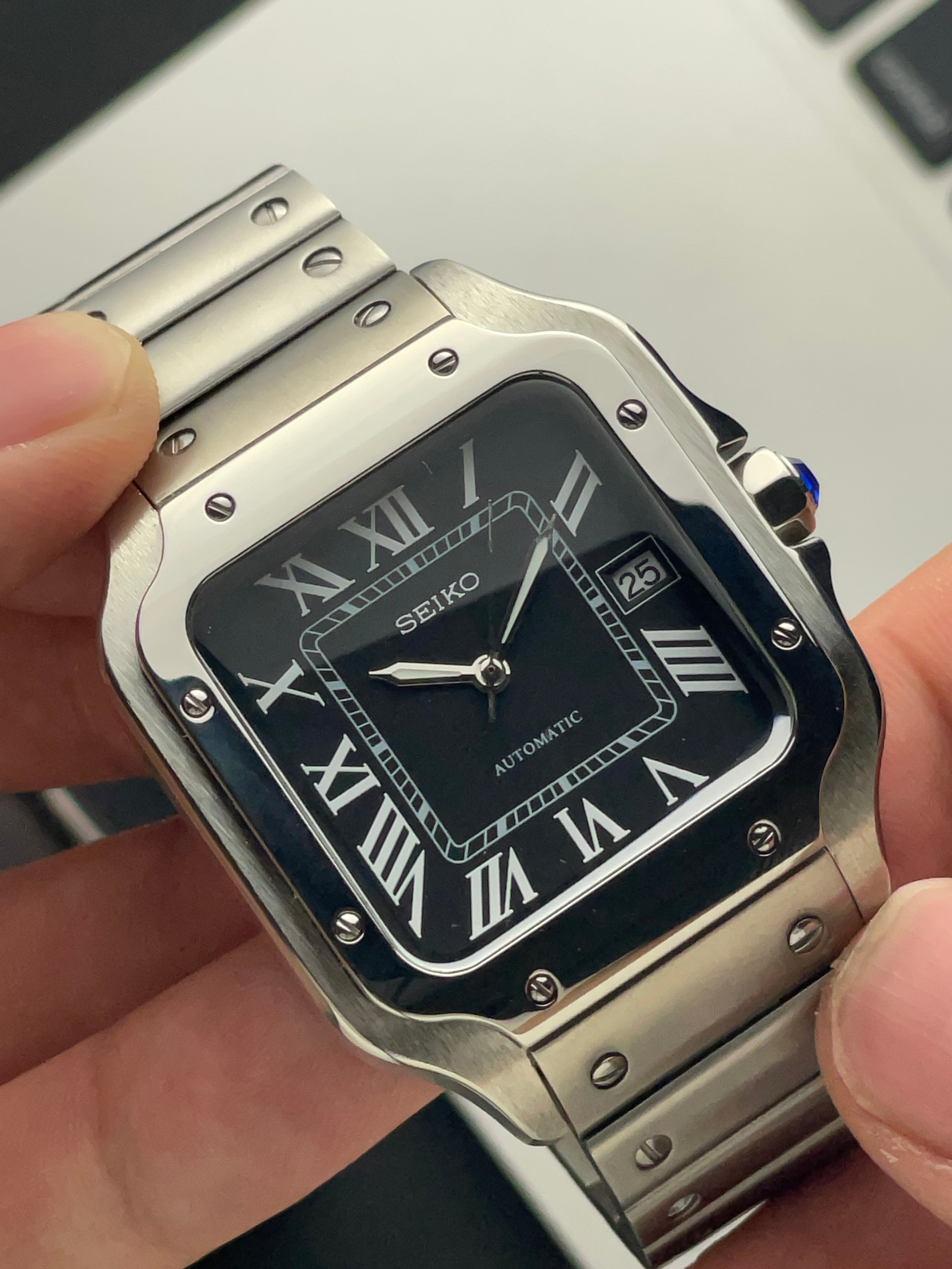 Black Santos Seiko mod