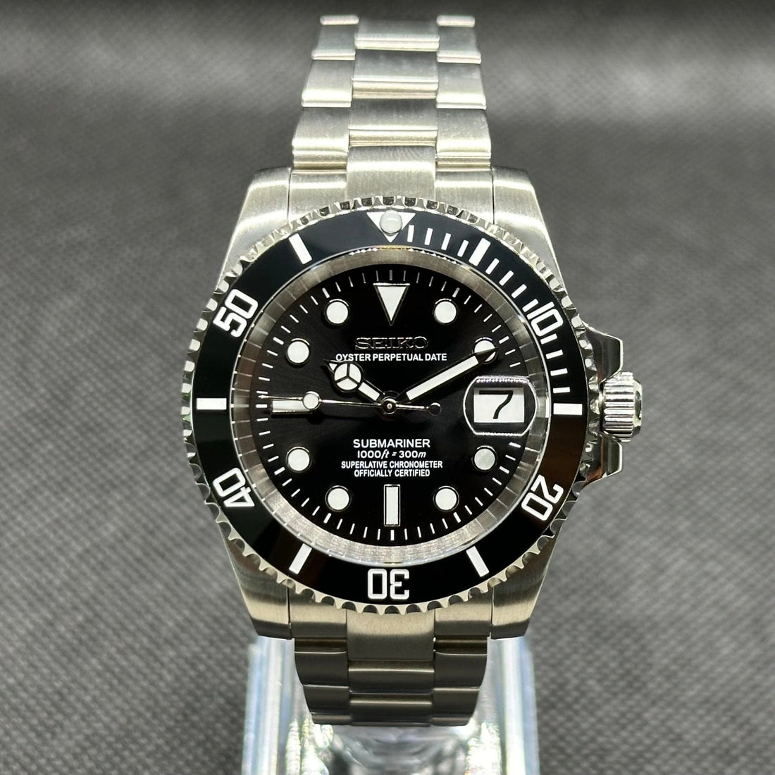 Black Submariner Seiko mod