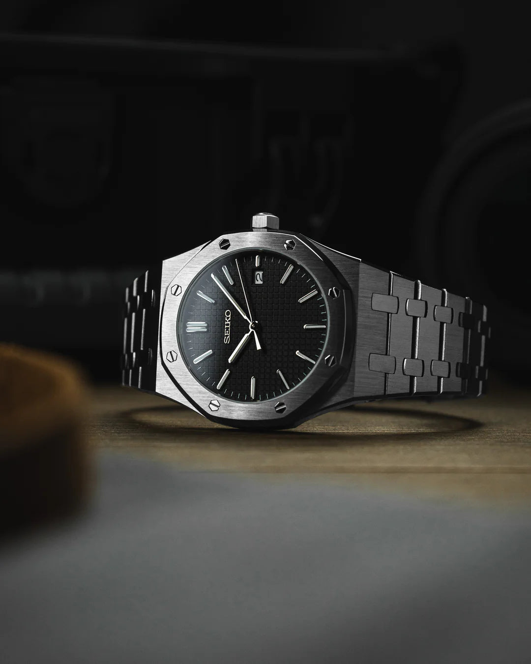 Black Royal Oak Seiko mod