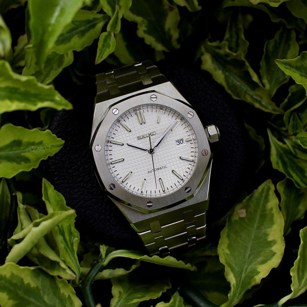 White Royal Oak Seiko mod