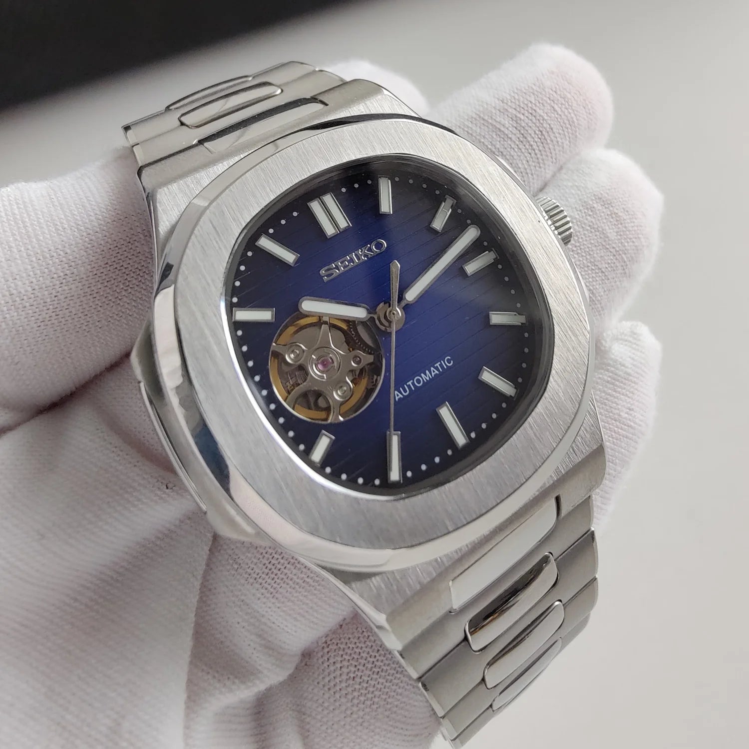 Openheart Blue Nautilus Seiko mod